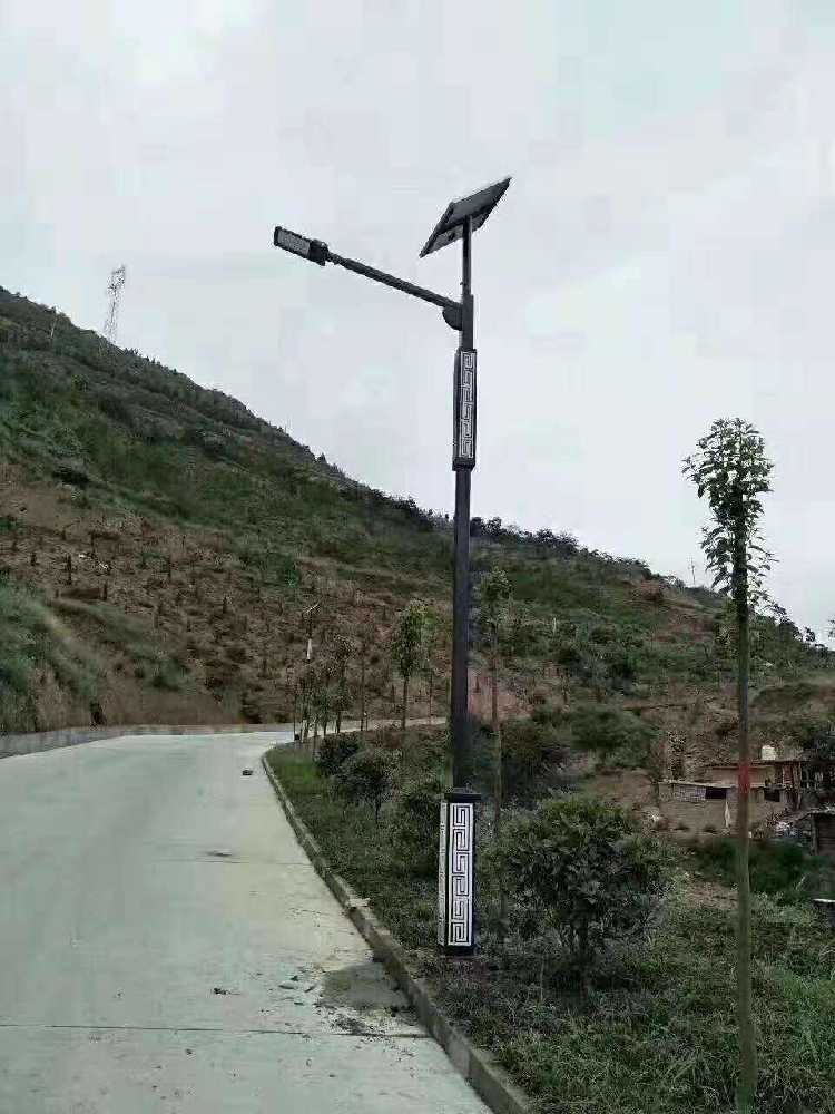 乌恰县仿古太阳能路灯